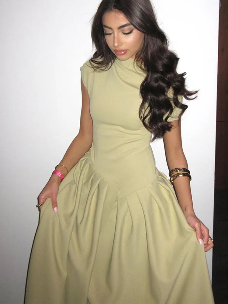 robe longue plissée  élégante a col rond